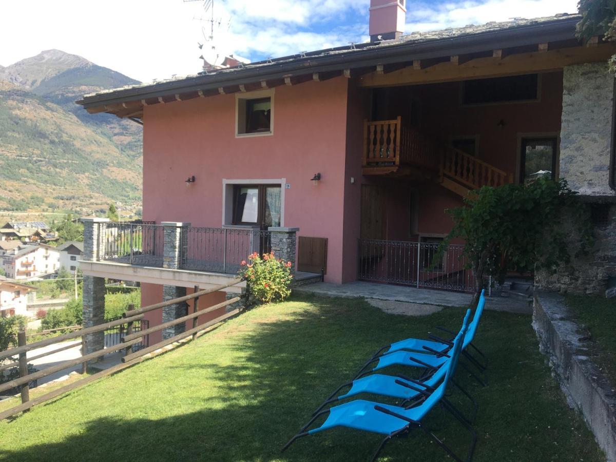 La Maison De Deni Aymavilles Luaran gambar