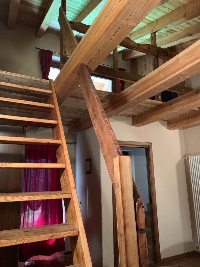 La Maison De Deni Aymavilles Luaran gambar