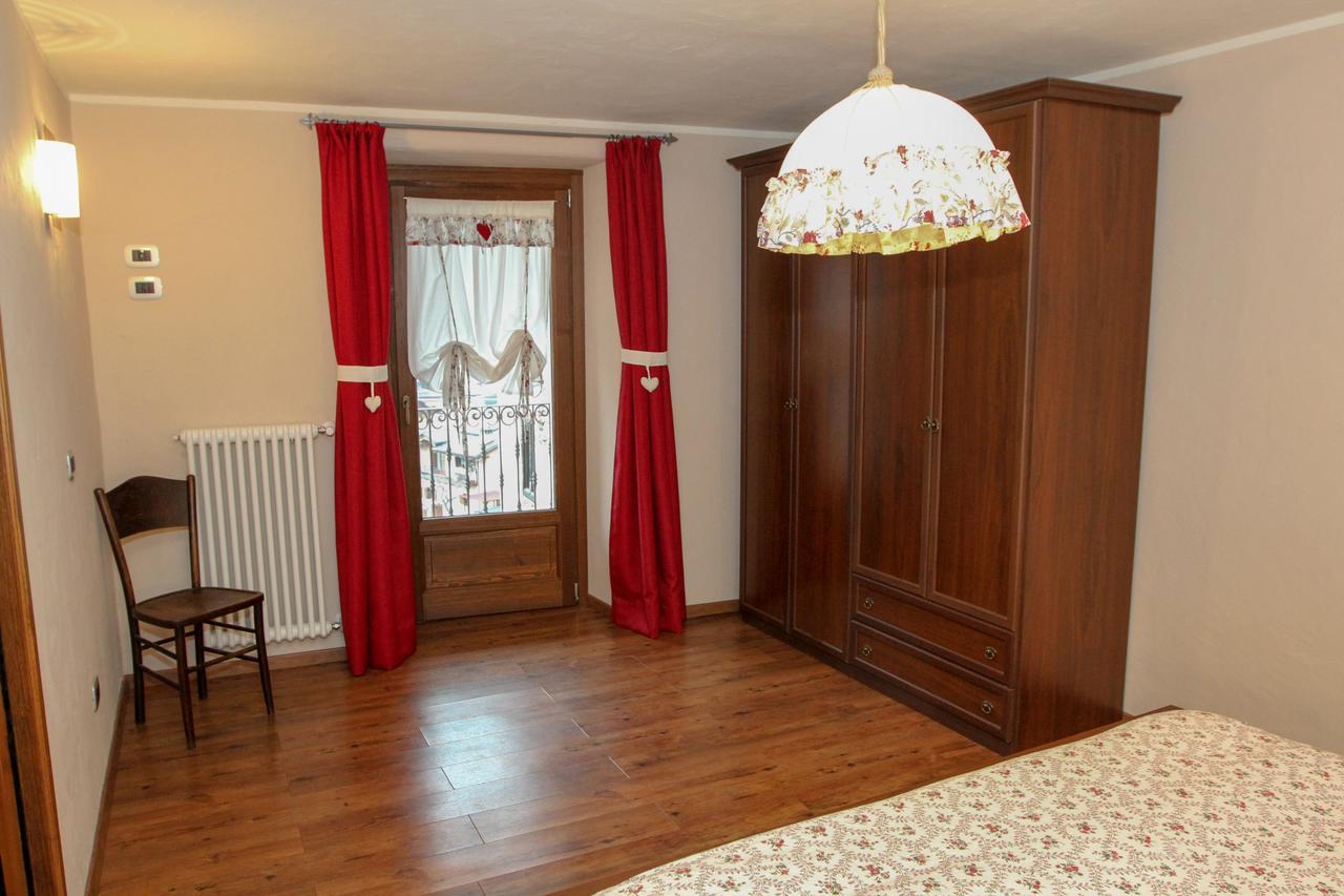 La Maison De Deni Aymavilles Luaran gambar