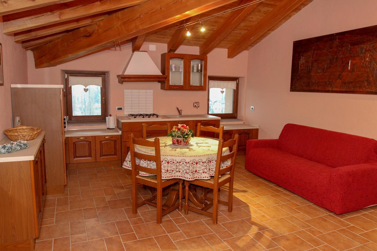 La Maison De Deni Aymavilles Luaran gambar